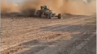 Maşını tamaşaçıların üzərinə sürdü,  29 nəfər xəsarət aldı  - VİDEO