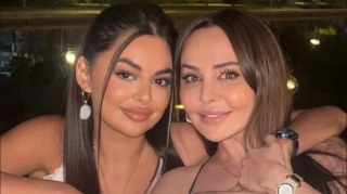 Bakıda tanınmış aparıcının bloqer qızı qəzaya düşdü - FOTO