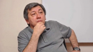 Altay Göyüşovun məhkəməsi başladı 