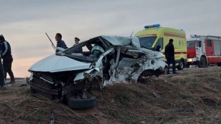 "Hyundai", "Lada" və "VAZ" toqquşdu, 2 sürücü hadisə yerində ölüb 