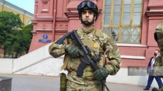 Düşmənə əsir düşməmək üçün özünü partladan xüsusi təyinatlı - FOTO - VİDEO 