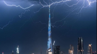 Bu ölkədəki küçəyə həmişə yağış yağacaq 