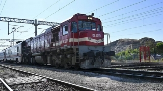 Türkiyə Qars-Dilucu dəmir yolu layihəsi üçün 2,4 milyard avro "yaşıl maliyyə" cəlb edib 