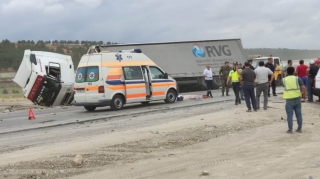 Bakı-Quba yolunda TIR-ın iştirakı ilə qəza baş verib, hər iki sürücü ölüb   - YENİLƏNİB