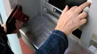 Bu şəxslər pensiya hüququndan məhrum edilə bilərlər - SİYAHI 