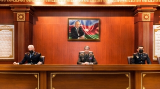 Vilayət Eyvazov müşavirə keçirib   - FOTO