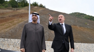 BƏƏ Prezidenti Azərbaycana səfərindən görüntülər paylaşdı - VİDEO  