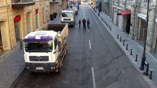 Bakının iki mərkəzi küçəsində hərəkət məhdudlaşdırıldı - FOTO   - YENİLƏNİB