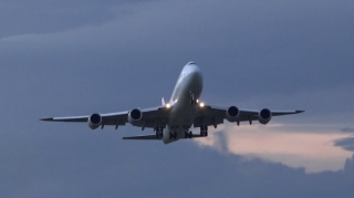 Belçikanın hava limanı tətilə görə uçuşları ləğv edib 