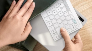 Eyni anda üç qurğu ilə işləyən klaviatura hazırlanıb