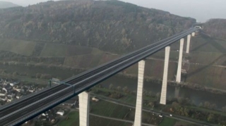 Azərbaycanda nəhəng körpü tikiləcək 