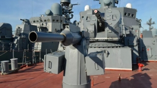 Rusiya hərbi gəmiləri Xəzərdə təlimlər keçirir