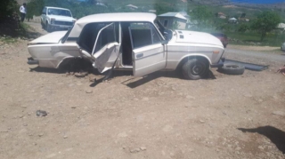 Füzulidə "Jiquli" "cip"lə toqquşdu, ölən var 