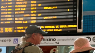 Aviasiya işçiləri tətil edirlər 