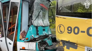 Rusiyada iki tramvay toqquşdu - 90-dan çox yaralı var - VİDEO - YENİLƏNİB