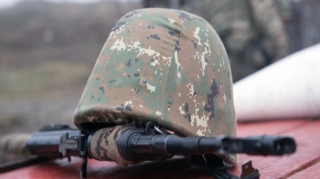 Erməni hərbçiləri arasında SİLAHLI İNSİDENT: Ölən var 