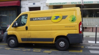 Kiberhücum nəticəsində poçtlar  onlayn xidmətləri dayandırıb 