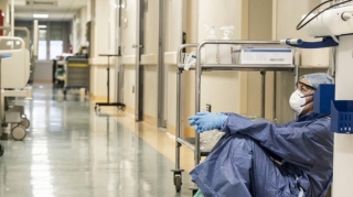 ÜST:  Koronavirusa yoluxanların sayı artır