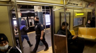 Nyu-York metrosunda atışma:  Ölən və xəsarət alanlar var