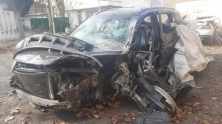 Hakimlərin düşdüyü qəzadan yeni kadrlar: Yaralıların xilas edilmə anı - FOTO - VİDEO 