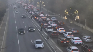 Bu yollarda tıxac var 