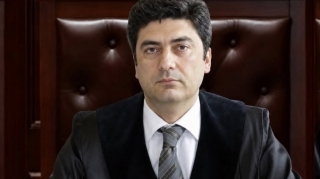 Məhkəmə sədrinə ağır itki 