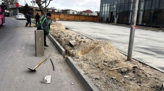 В двух районах Баку пресекли попытки ликвидации тротуаров 