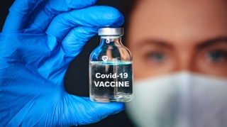 ABŞ-da vaksindən imtina edən məmurlara xəbərdarlıq olunub