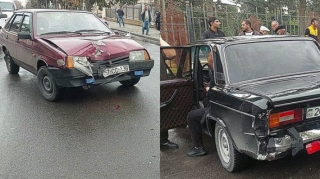 Gəncədə zəncirvarı qəza olub: iki maşın toqquşdu - FOTO 