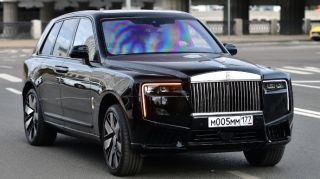 Rusiyada təzad: Premium avtomobillər daha çox alınır 