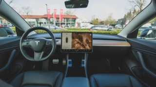 Müasir avtomobillərdə yeni trend: funksiyalar artıq aylıq ödənişlə aktivləşəcək - RƏSMİ 