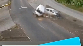 Bu yolda davamlı maşınlar toqquşur  - VİDEO