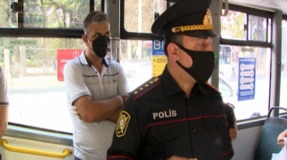 Polis ictimai nəqliyyatda yoxlamalara başladı - FOTO - VİDEO