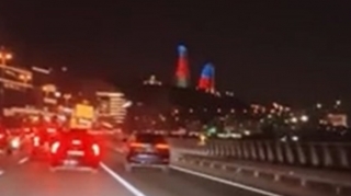 Bakıda sürücü nömrəni söküb avtobus zolağına daxil oldu - VİDEO 