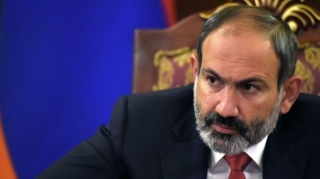 Paşinyan məğlub erməni ordusuna öz xalqı üzərində “qələbə şansı” verir 