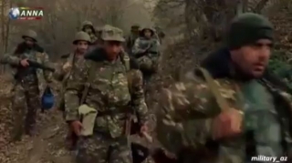 Армянские военнослужащие бегут, увидев азербайджанских солдат  - ВИДЕО