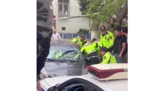 Bakıda "Prius"u polislərin üstünə sürən şəxsin məhkəməsi başlayır