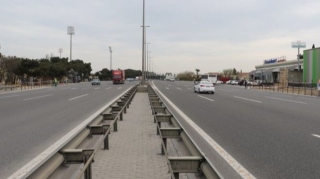 В Баку началось строительство надземного пешеходного перехода - ФОТО 
