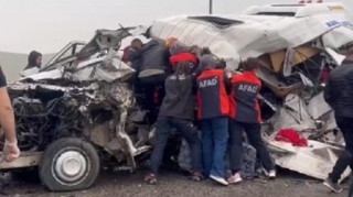 Türkiyədə yol qəzası olub, 4 nəfər ölüb, çoxlu sayda yaralı var 