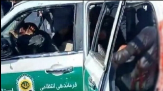 İranda polis zabitləri güllələndi  - FOTO