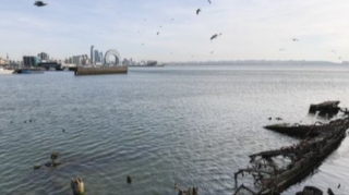 Bakı bulvarında batmış gəmi peyda oldu - FOTOREPORTAJ 