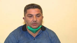 В Баку задержан мужчина, превративший свой автомобиль в "паб"  - VIDEO