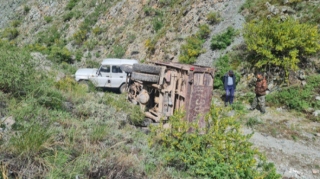 Rusiyada yük maşını aşdı: 21 nəfər xəsarət alıb  - FOTO