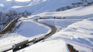 Ermənistanı Rusiya ilə əlaqələndirən yeganə quru yolu bağlanıb