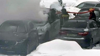 Dayanacaqda avtomobil partladı - Yanıb kül oldu 