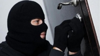 Azərbaycanda xüsusi icazə alıb oğurluğa getdilər - FOTO 