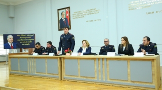 Bu dəfə şagirdlərə dərsi polislər keçdi  - FOTO