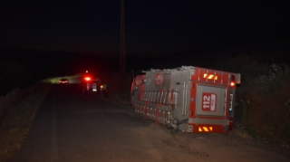 Yanğınsöndürən maşın aşdı, 3 nəfər xəsarət aldı 