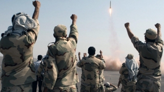 Dərada 400-dən çox silahlı Əsəd ordusuna təslim oldu