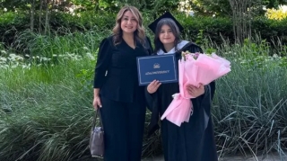 Acıbadem Könül Vəlibəylinin qızını sağalmadan xəstəxanadan çıxardı - FOTO